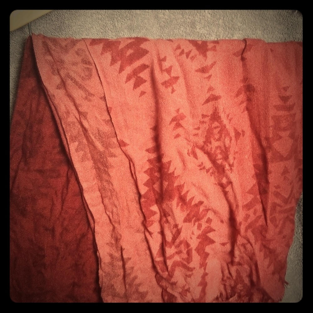 💀 Brick red scarf